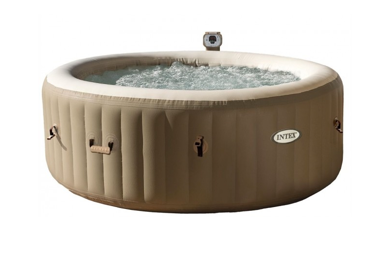 Sie wollen an der frischen Luft den Luxus von einem Jacuzzi genießen?