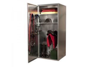 Sattelschränke sind vor allem für die sichere Aufbewahrung von Reitersatteln und -ausrüstung bestimmt.